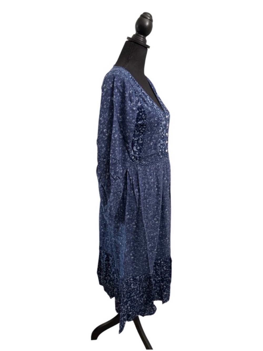 Old Navy Women's Blue Floral Sleeveless Dress Small, Smocked, Midi Dress 1 left - Picture 4 of 6